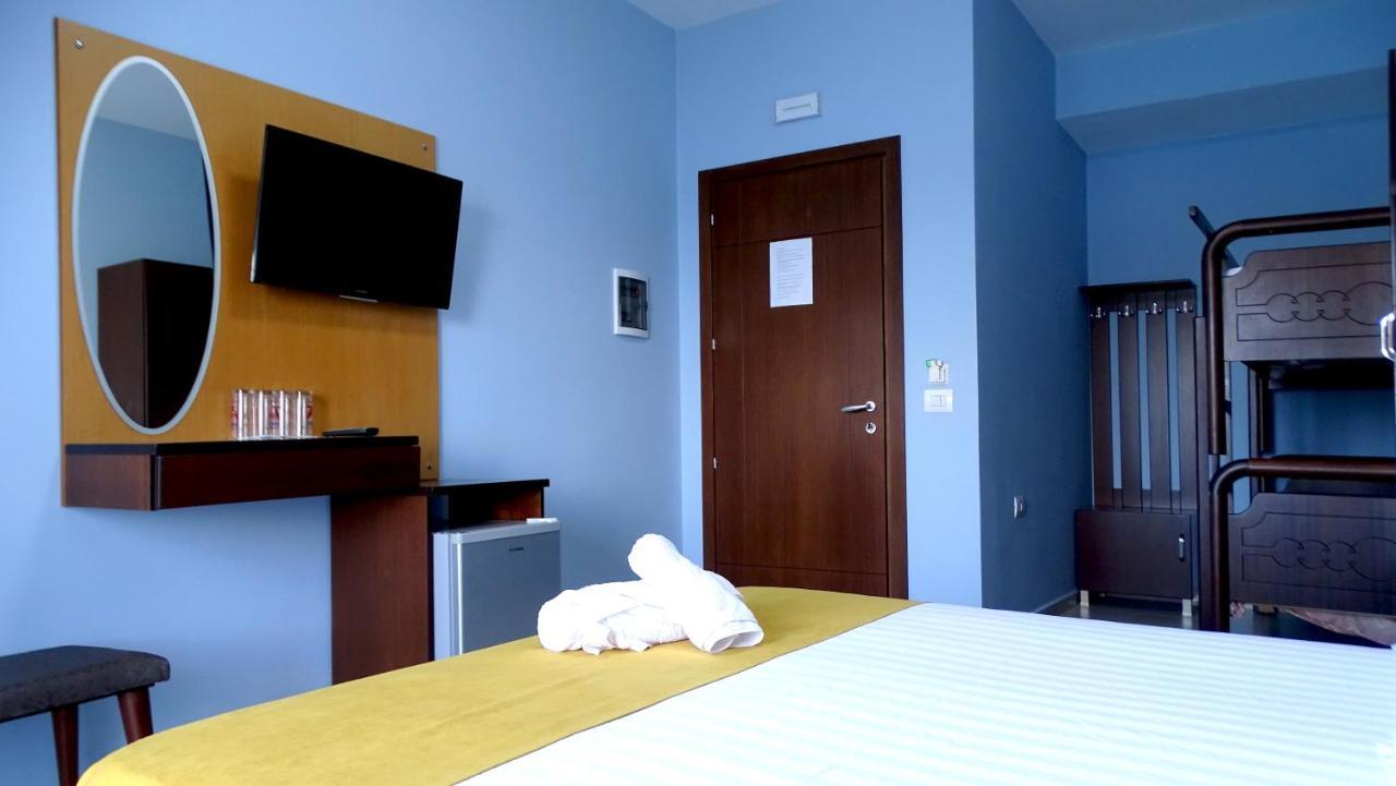 Hotel De Luna Ksamil Extérieur photo